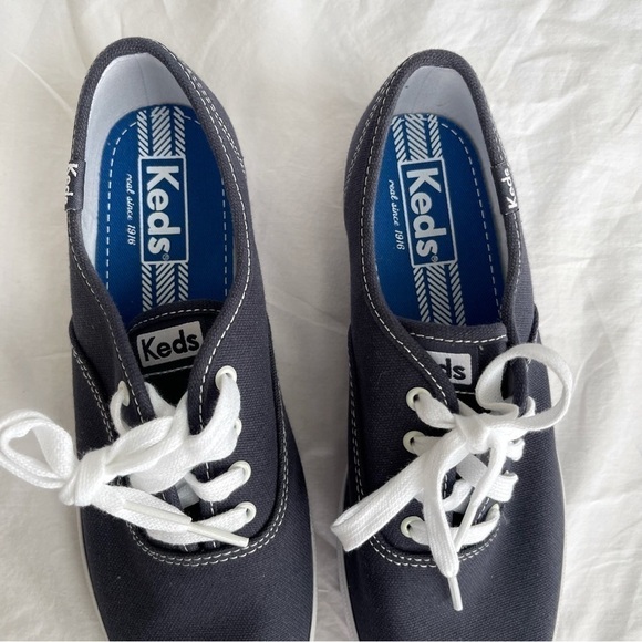 Keds Champion size 5 US CVO Sneaker Navy blue Woman New - Picture 6 of 15